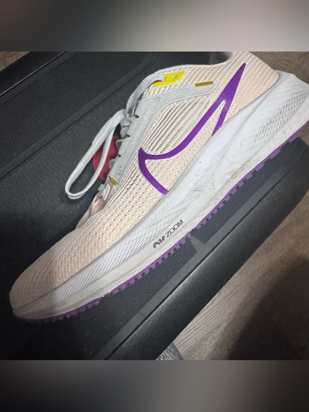 Nike Wmns Air Zoom Pegasus 40 - Picture 5 of 10